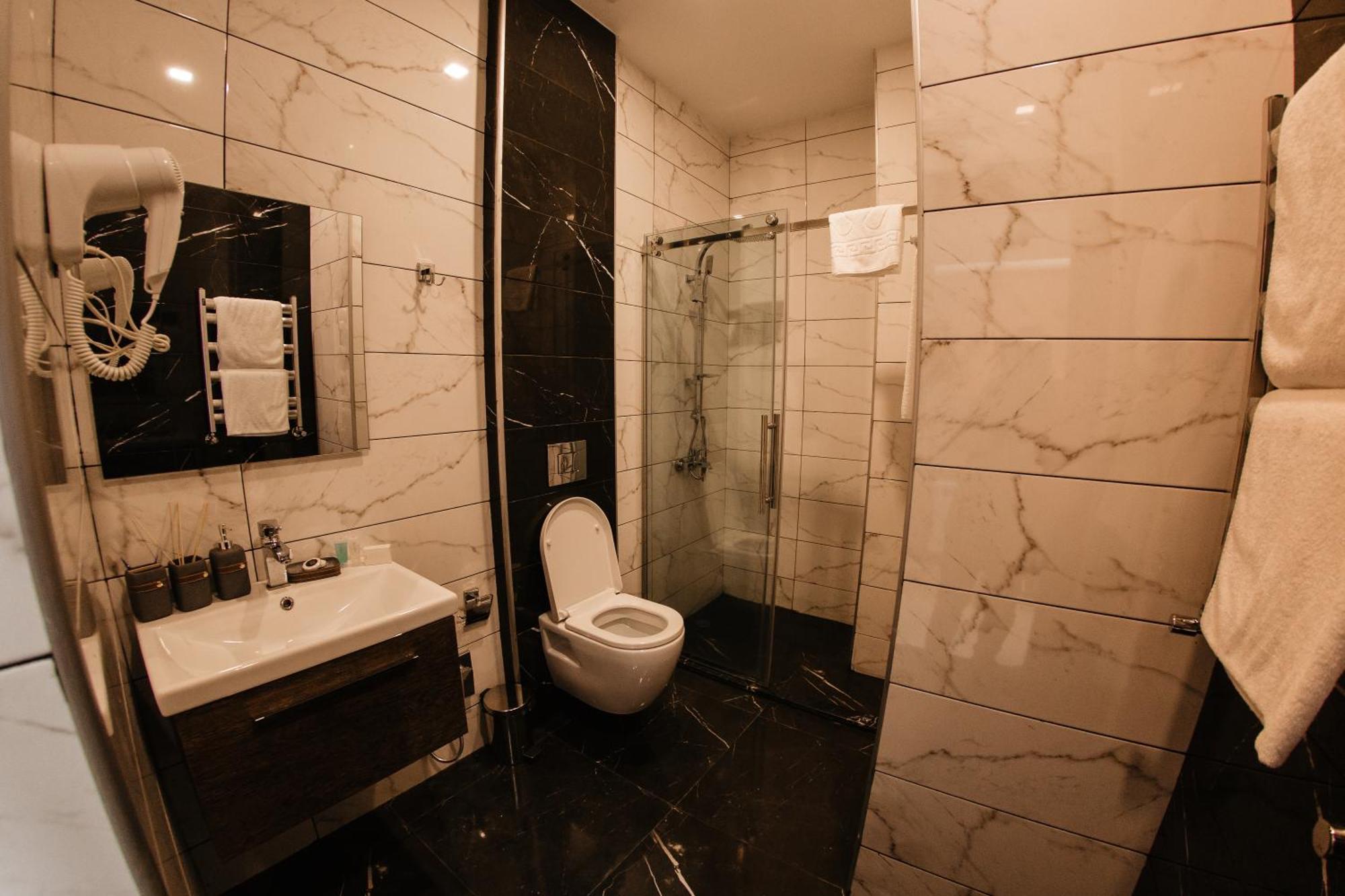 Hillmond'S Boutique Hotel Bakoe Buitenkant foto
