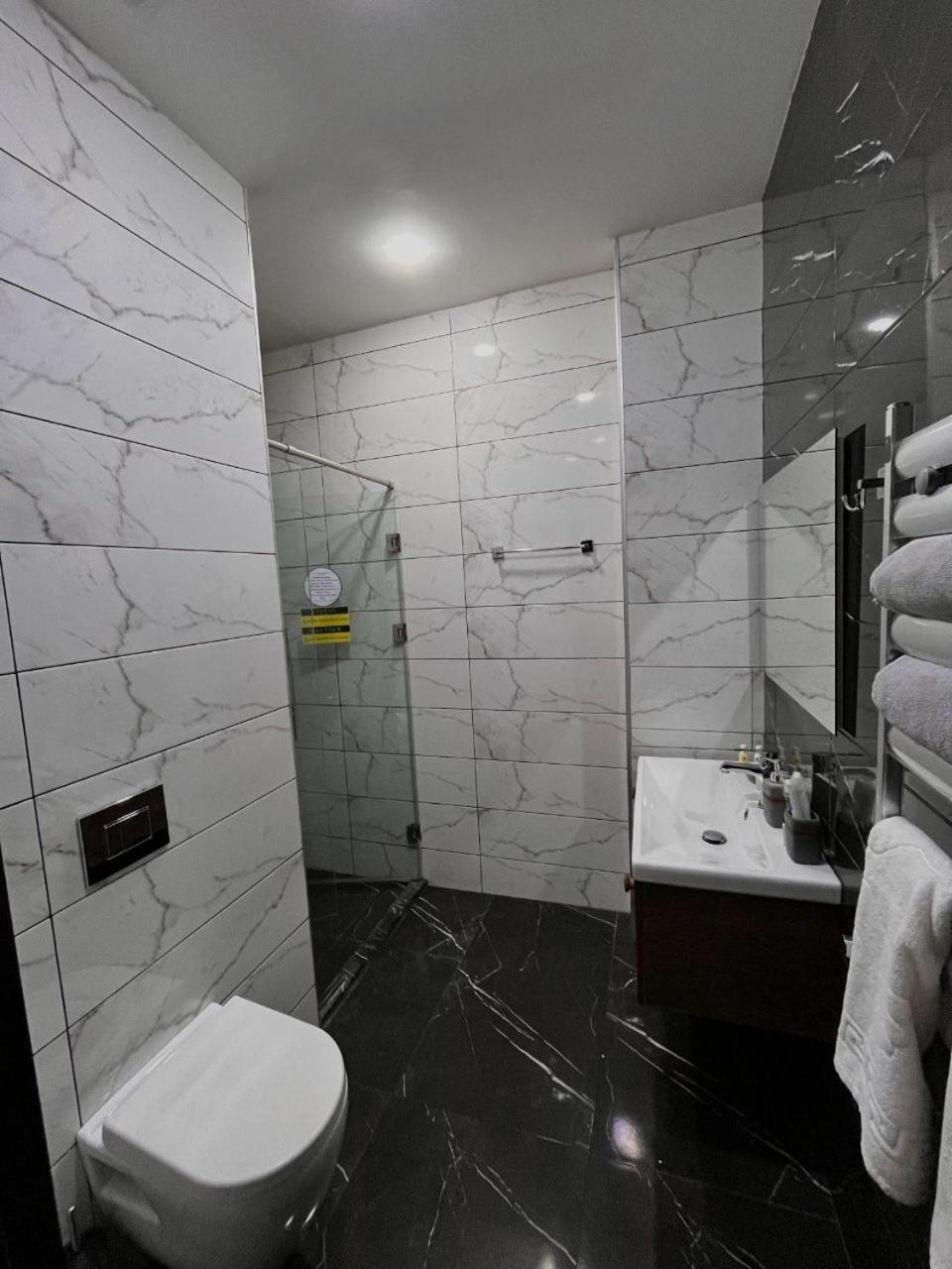 Hillmond'S Boutique Hotel Bakoe Buitenkant foto